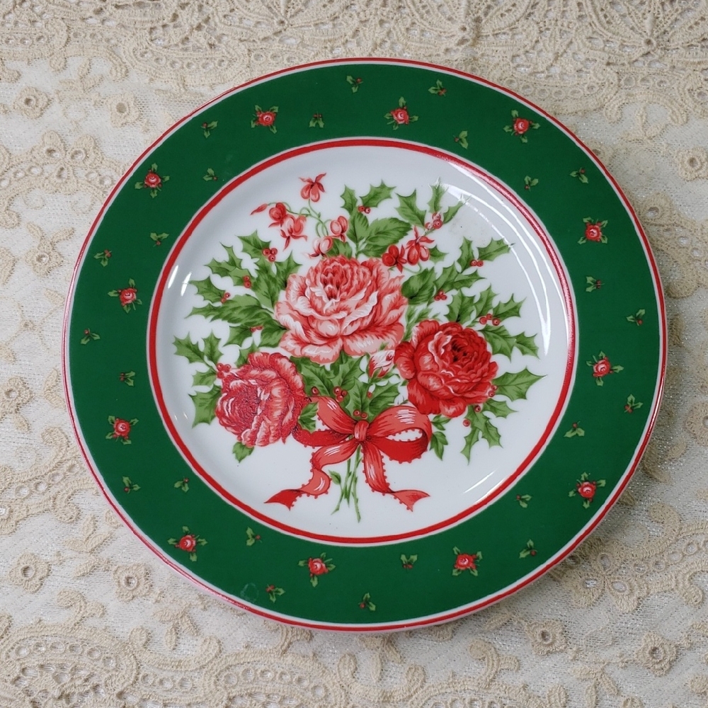 Lefton Christmas Holly & Roses Plate